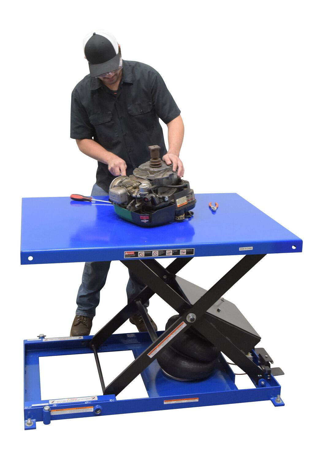 Mesas elevadoras de tijera con bolsas de aire de servicio pesado de Vestil Manufacturing Corp– – Ahora disponibles en MTN Shop US. - imagen 5