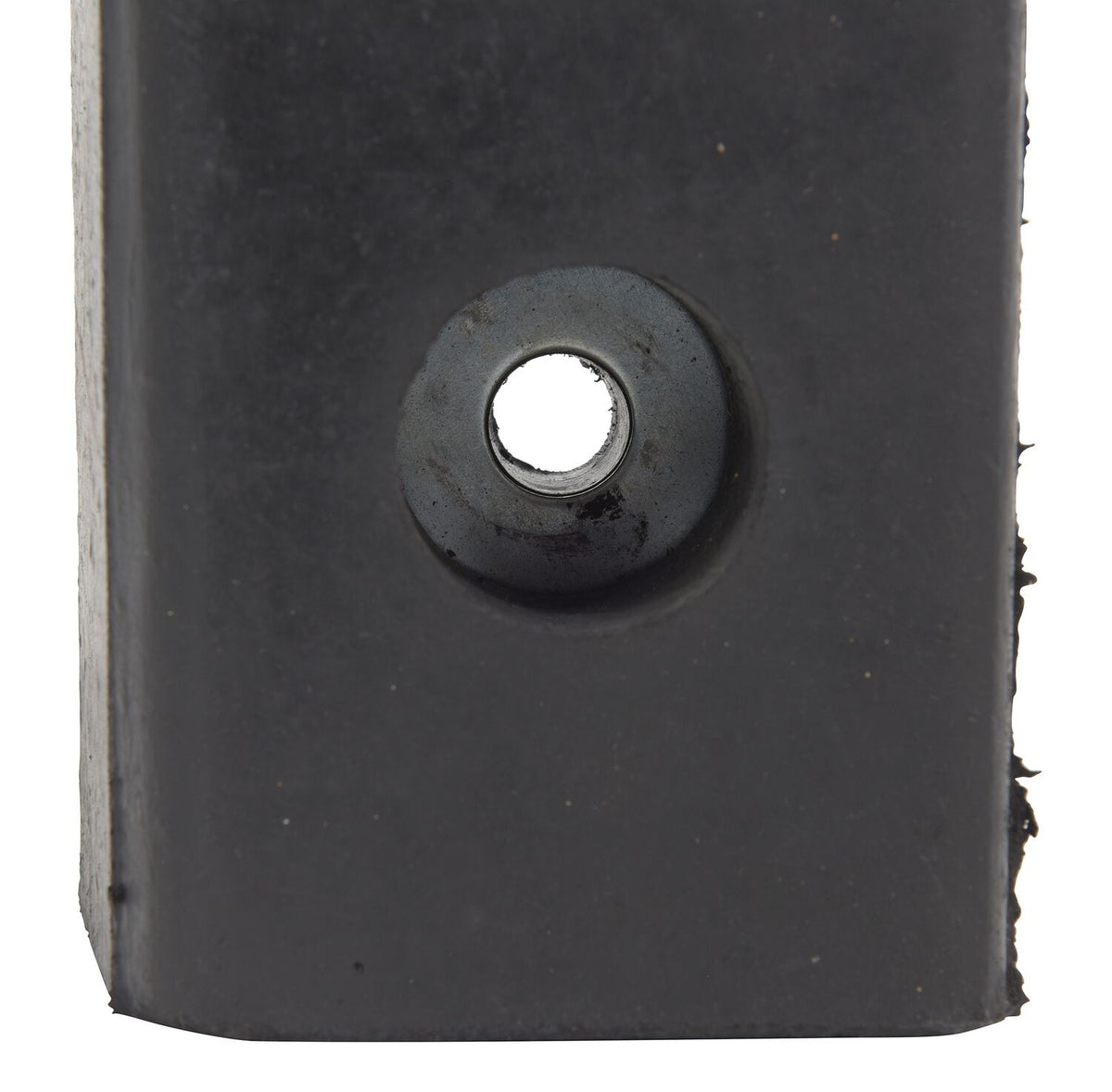 Parachoques moldeados endurecidos de Vestil Manufacturing Corp– – Ahora disponibles en MTN Shop US. - imagen 4