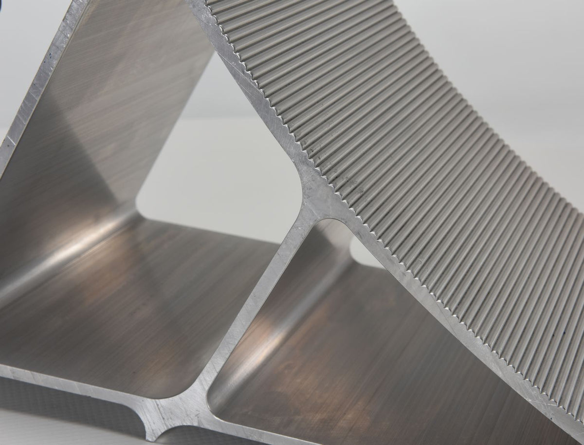 Calzos para ruedas de aluminio de Vestil Manufacturing Corp– – Ahora disponibles en MTN Shop US. - imagen 2