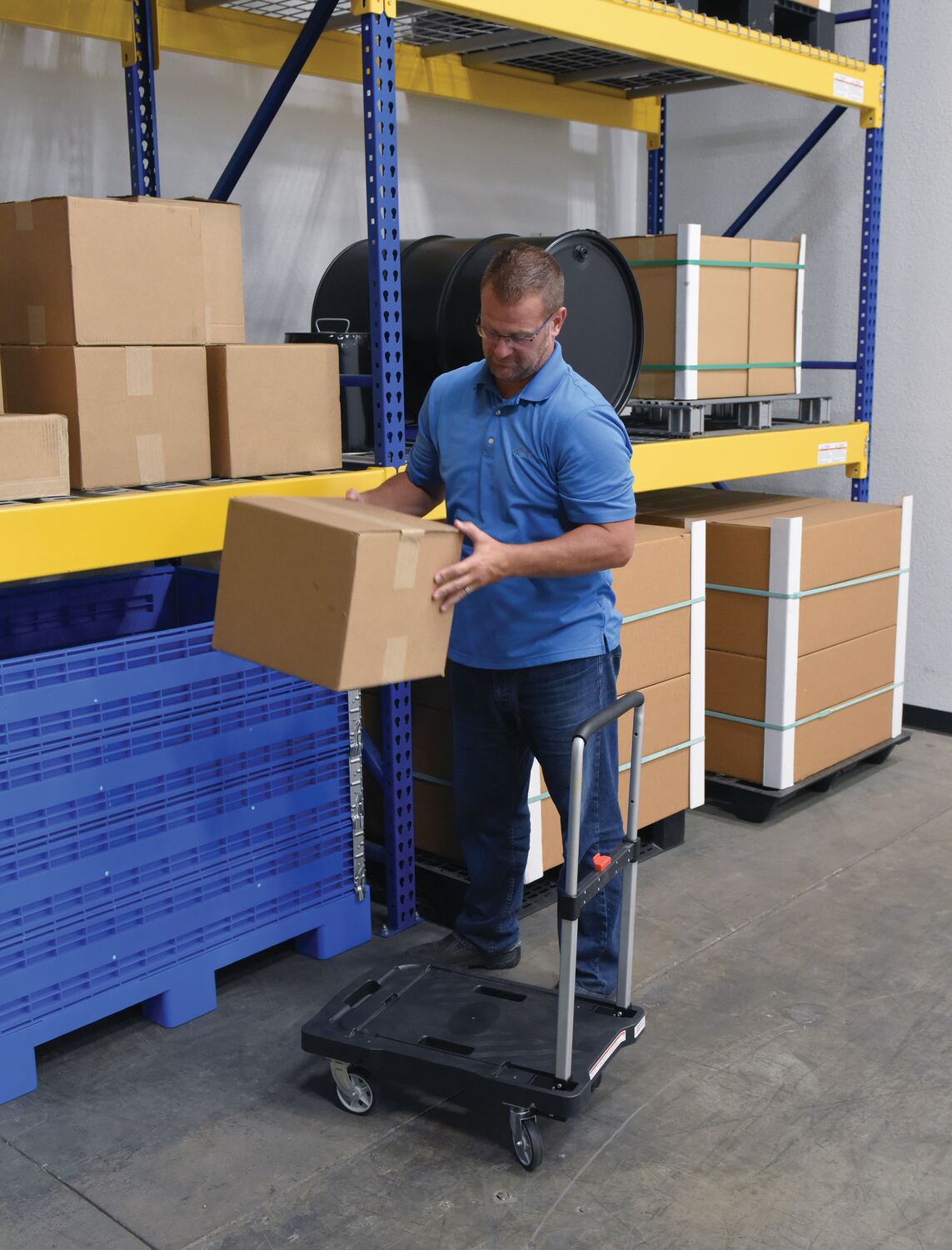 Carro de plástico plegable de Vestil Manufacturing Corp– – Ahora disponible en MTN Shop US. - imagen 7
