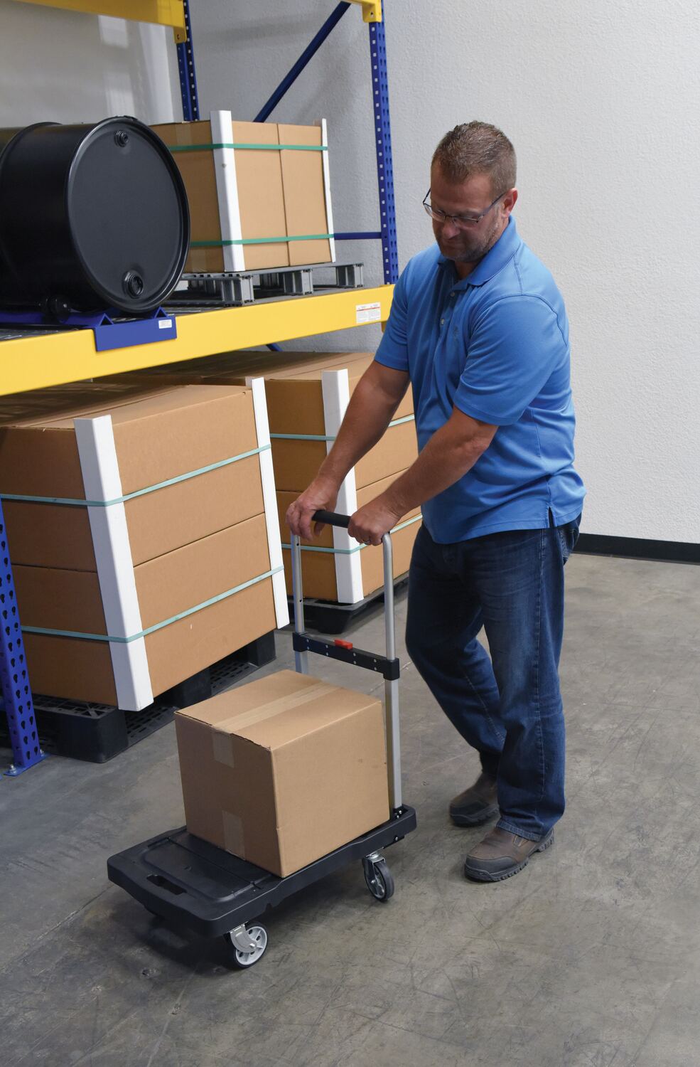 Carro de plástico plegable de Vestil Manufacturing Corp– – Ahora disponible en MTN Shop US. - imagen 8