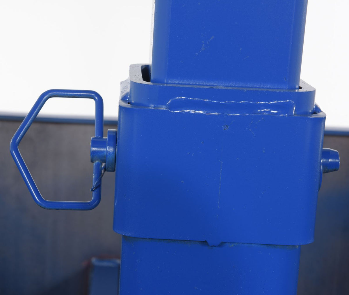Compactadores de contenedores de basura montados en horquilla Vestil Manufacturing Corp– – Ahora disponibles en MTN Shop US. - imagen 5