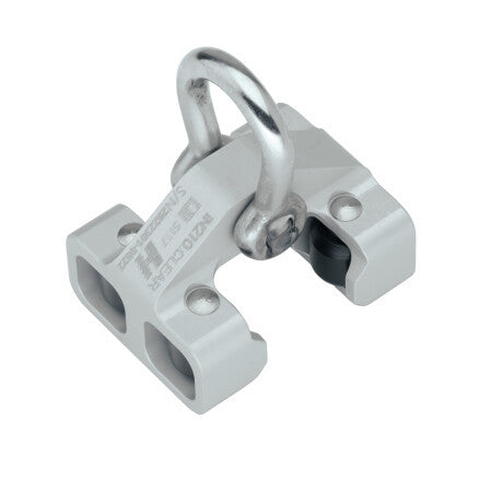 Carro Harken TR31: el carro Harken TR31 es una parte clave del sistema de rieles y carros Tight Radius. Es un carro resistente y confiable que se mueve de manera segura a lo largo del riel, manteniéndote seguro cuando trabajas en altura o haces transbordos entre embarcaciones. – Ahora disponible en MTN Shop US.