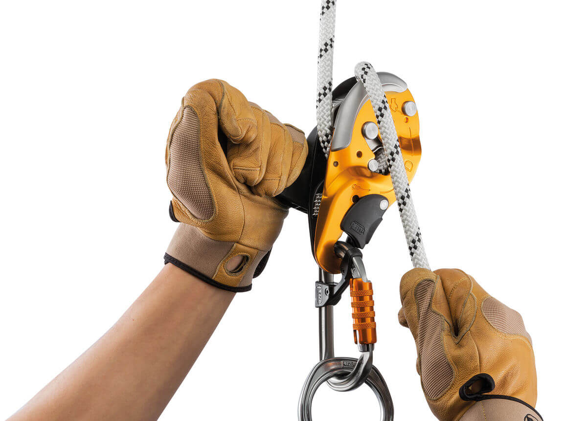 Dispositivo de descenso/aseguramiento Petzl I’D® S - Mango ergonómico - imagen 3