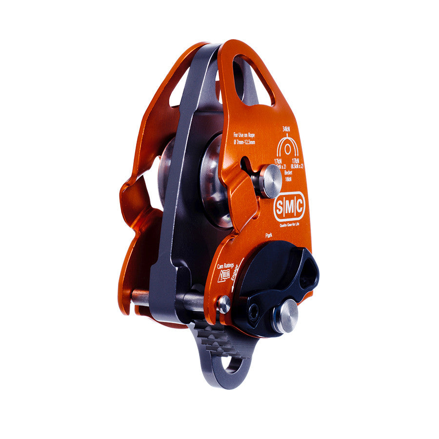 Polea PMI SMC Advance Tech HX: la polea SMC Advance Tech HX es ideal cuando se utiliza un pequeño sistema de ventaja mecánica para el rescate. La cámara integrada proporciona captura inmediata del progreso. Cuerda de 7 mm a 12,5 mm: ahora disponible en MTN Shop EE. UU. - imagen 3