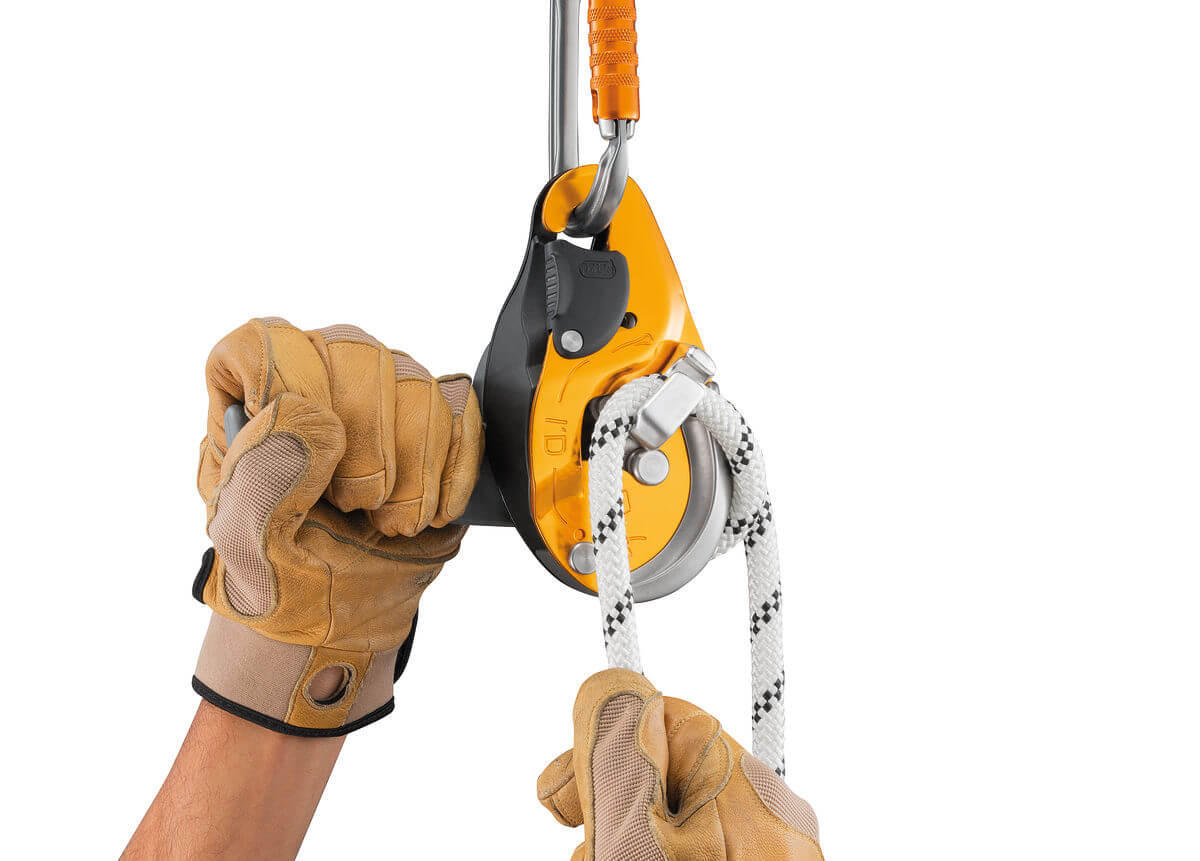 Dispositivo de descenso/aseguramiento EVAC Petzl I’D® - Mango ergonómico - imagen 3