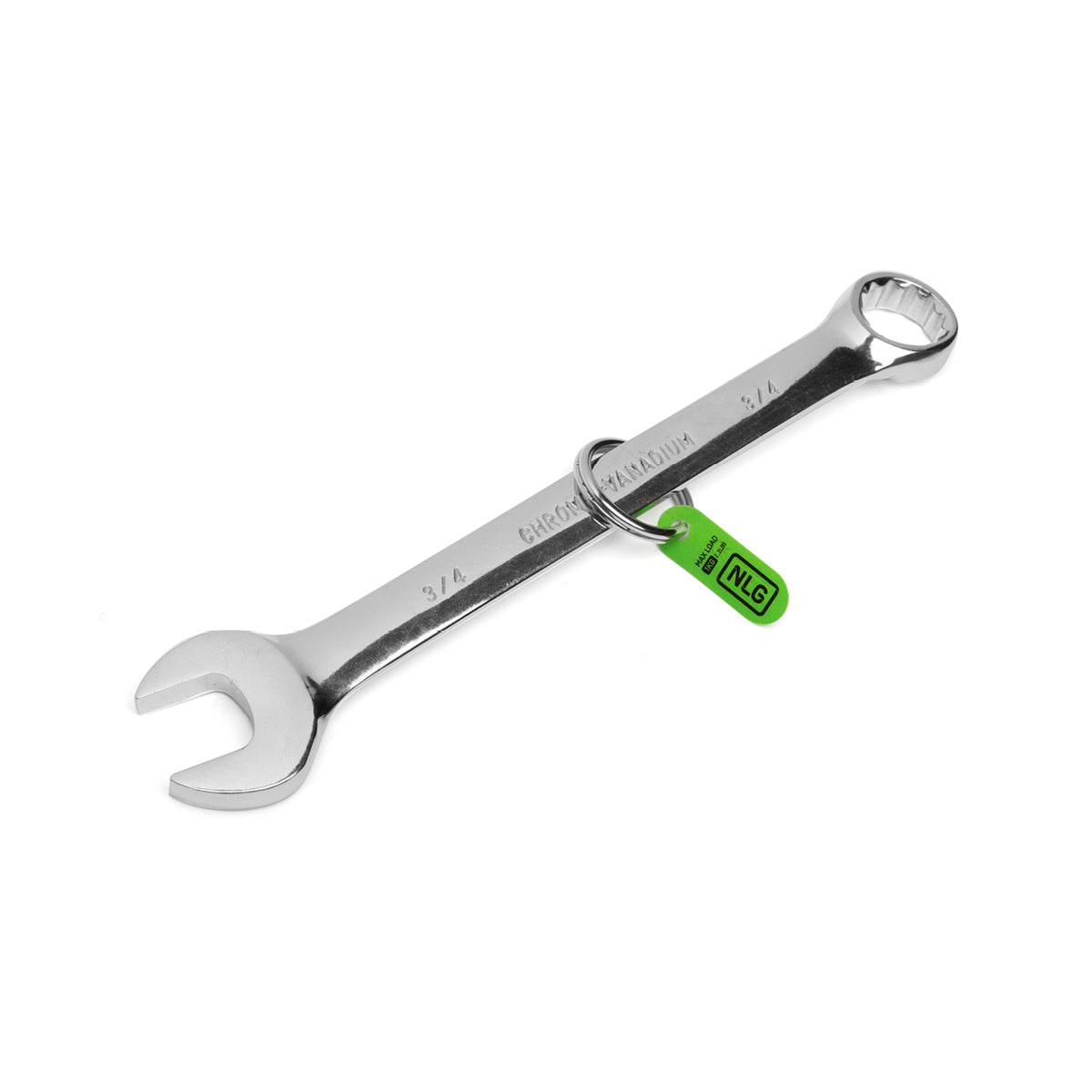 Llave plateada con una etiqueta verde sobre fondo blanco - imagen 5