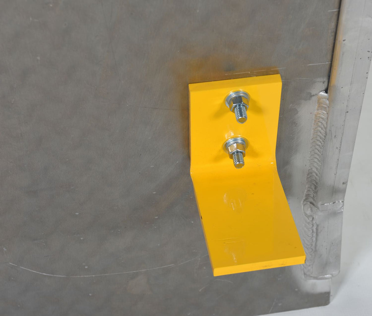 Plataformas de carga para camiones de mano de aluminio de Vestil Manufacturing Corp– – Ahora disponibles en MTN Shop US. - imagen 5