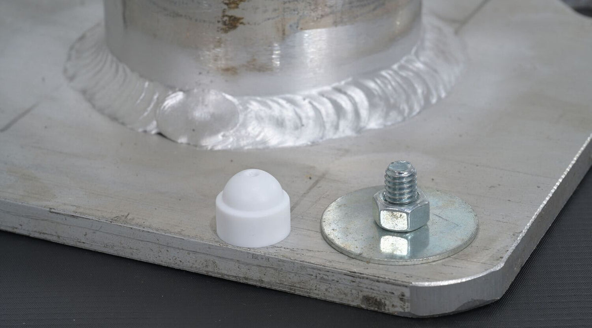 Cubiertas para pernos de Vestil Manufacturing Corp– – Ahora disponibles en MTN Shop US. - imagen 5