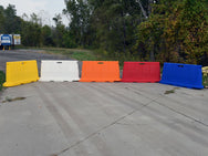 Barricadas de polietileno apilables de Vestil Manufacturing Corp– – Ahora disponibles en MTN Shop US. - imagen 3