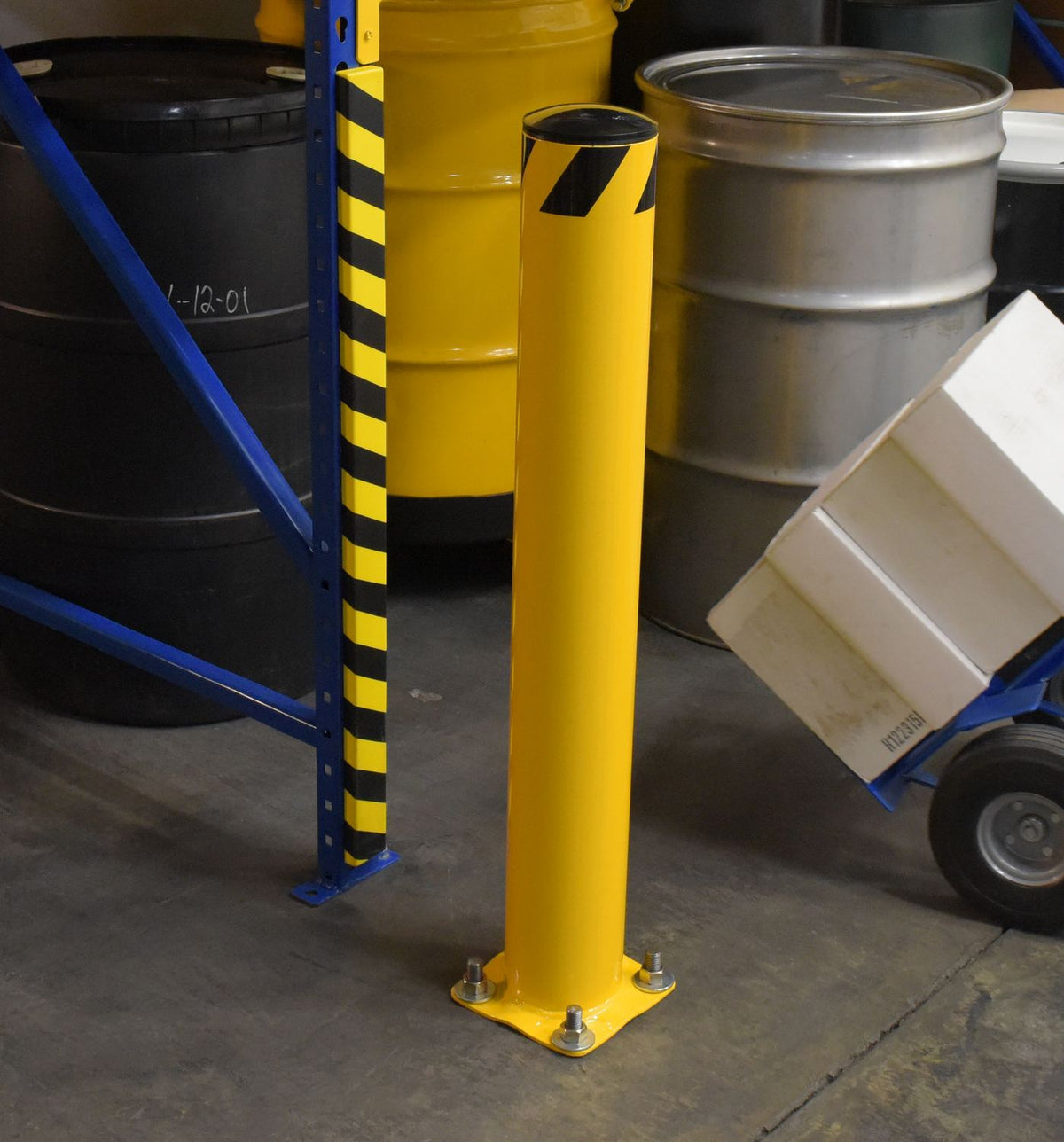 Bolardos de seguridad para tuberías de acero Vestil Manufacturing Corp– – Ahora disponibles en MTN Shop US. - imagen 5