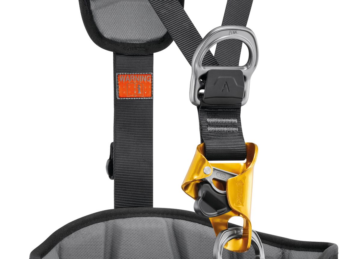 Petzl ASTRO® Versión internacional (profesional y táctica): el arnés de cuerpo completo Petzl Astro® Bod Fast está diseñado para una mayor eficiencia y comodidad durante los ascensos por cuerda. Incluye punto de fijación ventral cerrado para una integración óptima del equipo. Disponible en varios tamaños. Compra ahora. – Ahora disponible en MTN Shop US. - imagen 4