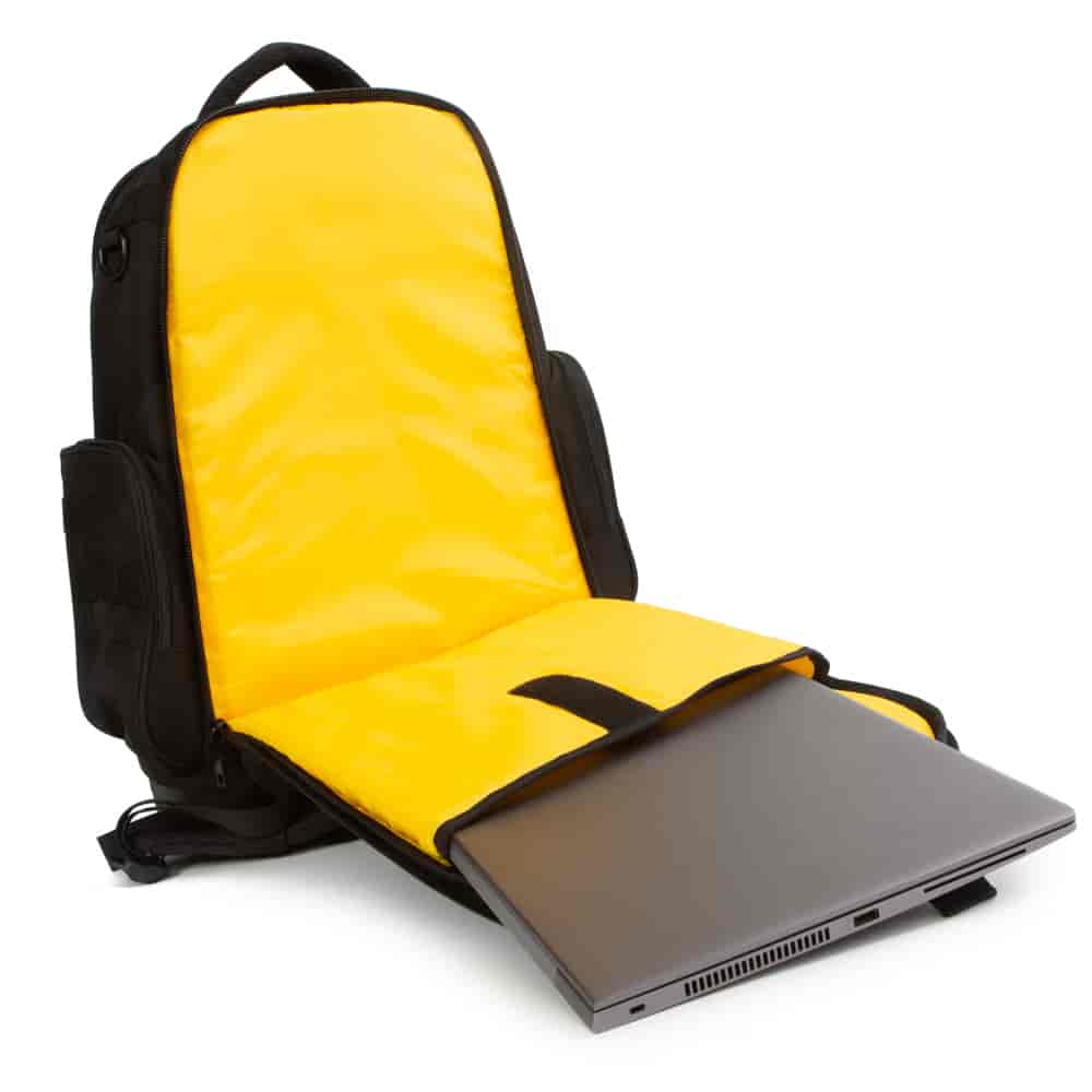 Mochila para técnicos de Dirty Rigger: la bolsa para equipos Dirty Rigger tiene 12 litros de espacio para herramientas, tabletas y más. Esta bolsa de herramientas acolchada con correa para el hombro es ideal para aparejadores, uso en construcción y más. – Ahora disponible en MTN Shop US. - imagen 9