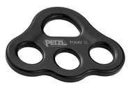 Placa Petzl Paw Rigging (táctica): disponible en tres tamaños. La placa de montaje PAW sirve para organizar la estación de trabajo y crear sistemas de anclajes múltiples. – Ahora disponible en MTN Shop US. - imagen 3
