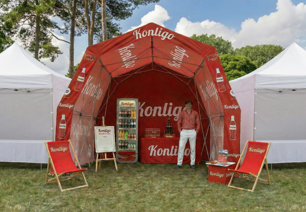 Konligo commercial pop-up tent used as a brand activation booth with custom printed canopy - imagen 3
