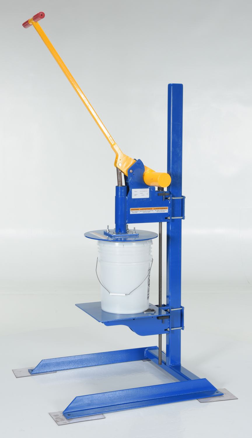Prensa para cerrar tapas de cubos Vestil Manufacturing Corp– – Ahora disponible en MTN Shop US. - imagen 6