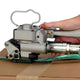 Sellador neumático de correas Vestil Manufacturing Corp