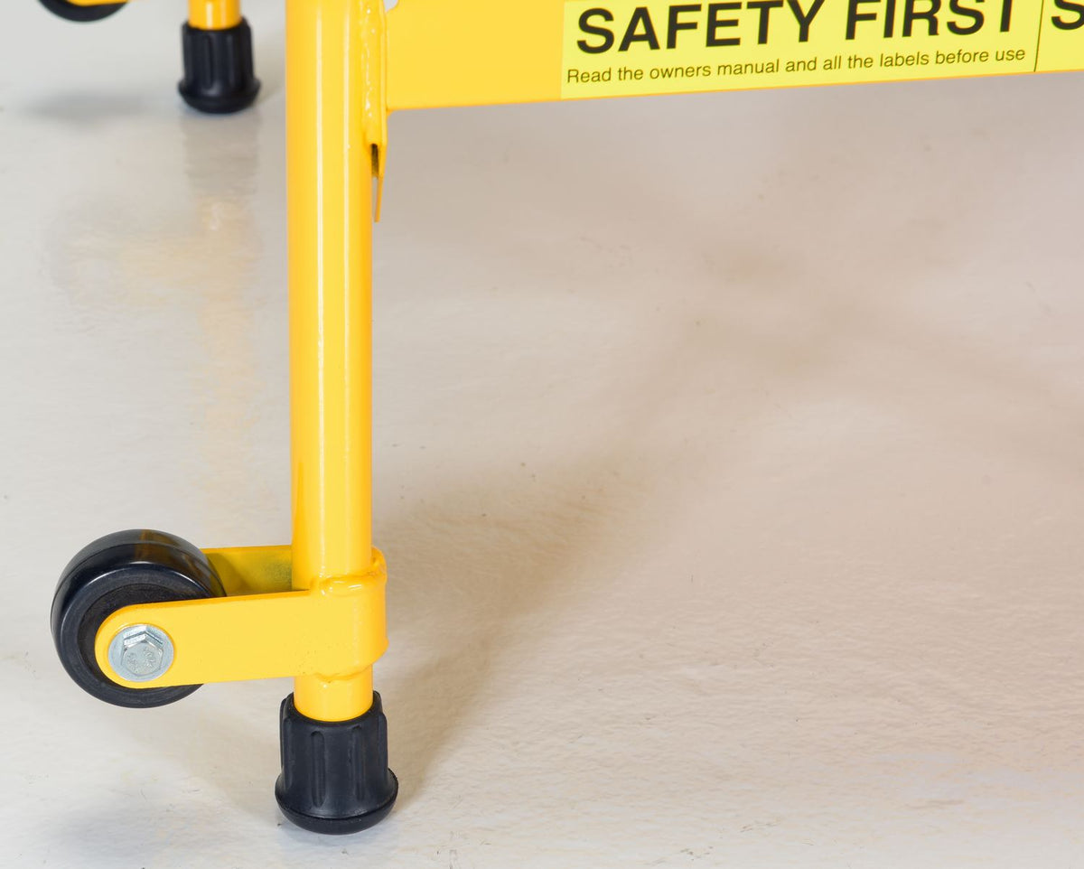 Escaleras portátiles de dos peldaños de Vestil Manufacturing Corp– – Ahora disponibles en MTN Shop US. - imagen 7
