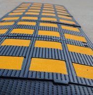 Jorobas de goma de Vestil Manufacturing Corp– – Ahora disponibles en MTN Shop US. - imagen 6