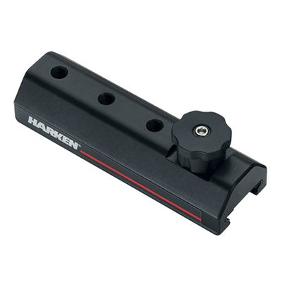 Carro deslizante Harken de 27 mm con 3 orificios roscados M8 y tope: el carro deslizante Harken de 27 mm con 3 orificios roscados M8 y tope se desliza suavemente sobre inserciones de plástico de baja fricción, lo que garantiza un movimiento lineal sin esfuerzo y sin fricción. Puede usarlos para diversas aplicaciones, como sistemas de rieles para asientos, equipos de limpieza de ventanas, elevación y reubicación de equipos de escenario y manipulación de materiales. – Ahora disponible en MTN Shop US.