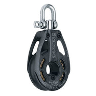 Polea única Harken Black Magic de 75 mm - Giratoria: las poleas Black Magic Air destacan en el manejo de cargas estáticas y dinámicas altas, particularmente en escenarios con desafíos de fricción, gracias a sus notables relaciones resistencia-peso y rodamientos de rodillos de alta carga y rodamiento libre. El versátil grillete de polea ofrece bloqueo o giro en doble dirección para evitar que la cuerda se tuerza. – Ahora disponible en MTN Shop US.