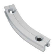 Riel de esquina Harken TR31 - Horizontal 30°: el riel de esquina Harken TR31 - Horizontal 30°, una solución innovadora para protección contra caídas y puntos de anclaje móviles. Este riel de esquina, parte del sistema de rieles y carro Tight Radius, está diseñado para proporcionar un sistema de rieles seguro y flexible para diversas aplicaciones. – Ahora disponible en MTN Shop US.