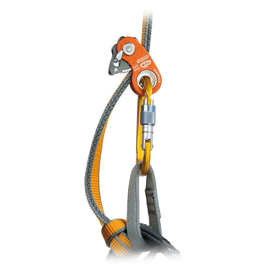 PMI Climbing Technology RollNLock Pulley – Climbing Technology’s RollNLock pulley is an ultra-light pulley/rope clamp that is ideal for work use, rope climbing maneuvers, rescue, and rescue situations. – Now available at MTN Shop US. - imagen 9