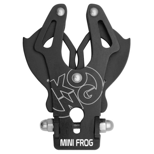 Conector de cuerda Kong Mini Frog: el Kong Mini Frog es una versión de bolsillo del popular conector Frog. El Mini Frog presenta la misma ingeniería de la función de apertura de puertas con cierre automático. Es fantástico para fabricar correas, sistemas de suspensión de cámaras profesionales, cordones para herramientas y mucho más. A diferencia de la versión estándar, el mini no es un EPI y no es adecuado para carga humana. – Ahora disponible en MTN Shop US. - imagen 2