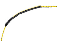 Protector flexible Petzl PROTEC para cuerda fija: el protector flexible Petzl Protec protege las cuerdas fijas del desgarro y el desgaste durante los trabajos de rescate o cuando se trabaja en altura. El Protec está diseñado para un uso regular o intensivo, es duradero y fácil de instalar. La mayoría de cuerdas para uso profesional son compatibles con el Protec así como con las correas de anclaje. – Ahora disponible en MTN Shop US. - imagen 5
