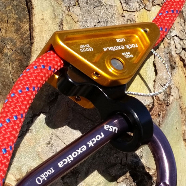 Rock Exotica rockGrab 90° Jaw– The rockGrab 90° is an advanced design over the traditional rope grab/adjuster. Featuring a 90° connection point. – Now available at MTN Shop US.