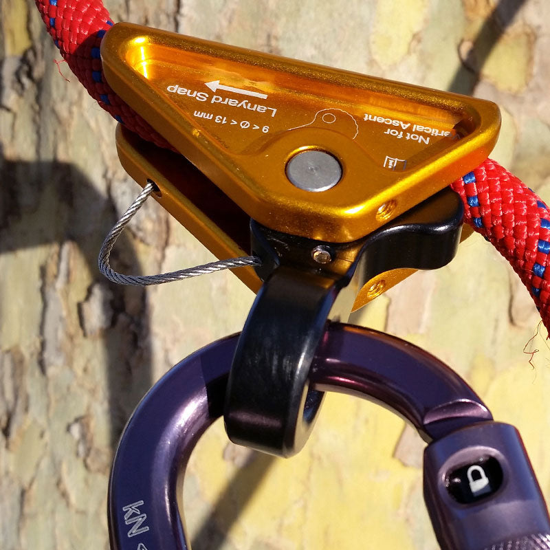 Rock Exotica rockGrab 90° Jaw– The rockGrab 90° is an advanced design over the traditional rope grab/adjuster. Featuring a 90° connection point. – Now available at MTN Shop US. - imagen 5