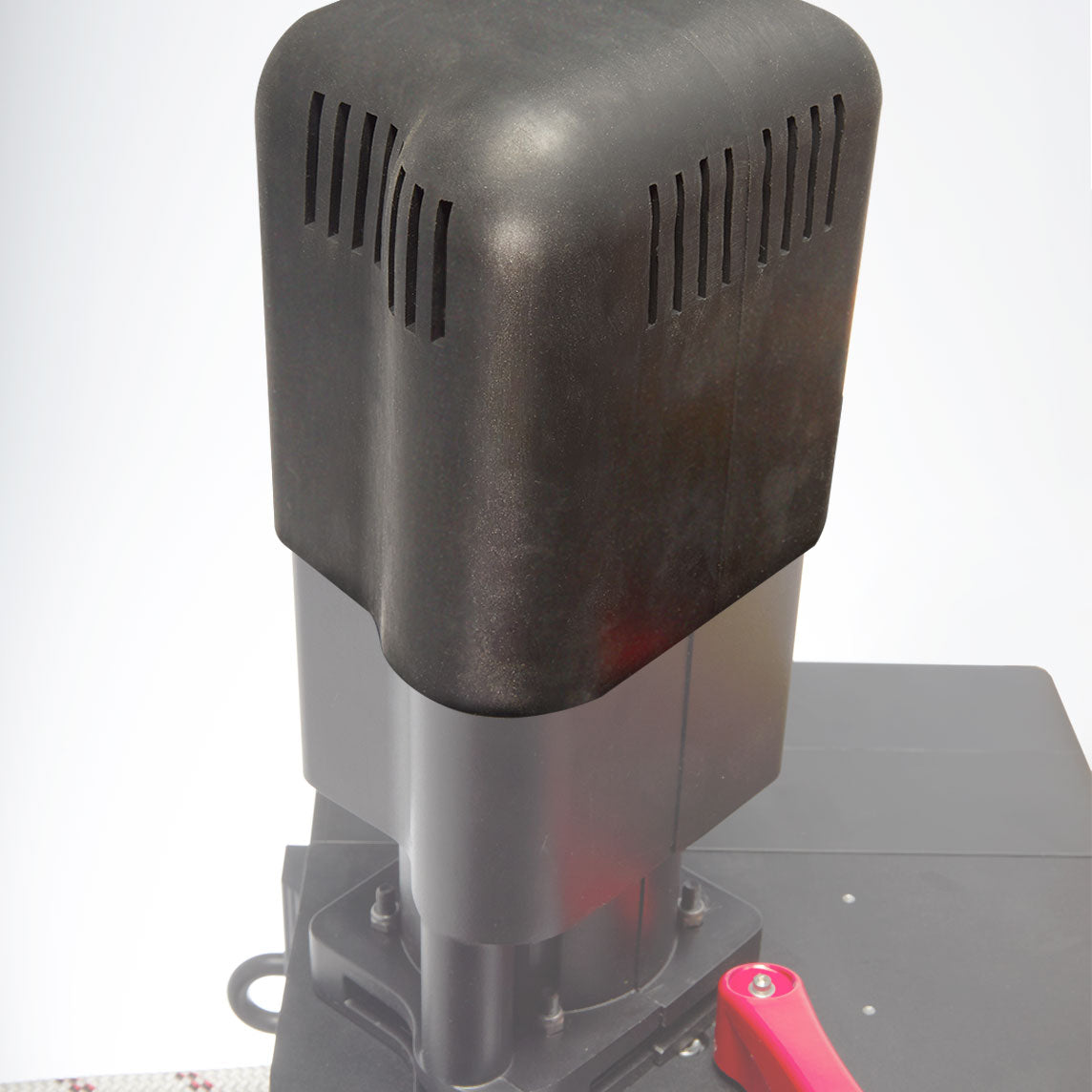 Ronin Rubber Motor Cover– – Now available at MTN Shop US. - imagen 2