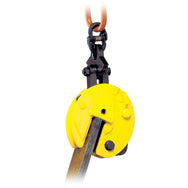 Abrazadera de placa universal con bisagras de alta resistencia Camlok™ CX: las abrazaderas de placa universales con bisagras de alta resistencia Camlok CX son un modelo más robusto de la abrazadera CY. Estos productos son resistentes y cuentan con una placa reforzada en la parte superior de la boca junto con un anillo de gancho resistente. La abrazadera Camlok CX es más adecuada para girar placas colocadas verticalmente. – Ahora disponible en MTN Shop US.