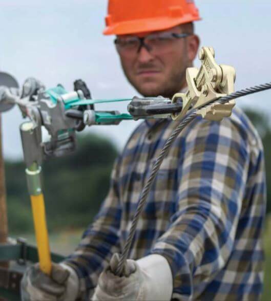 Agarre de alambre CM Lineman - Modelo estándar: correas extra grandes de calidad superior con diseño de carcasa de placa lateral doble. Retención de carga positiva en todos los ambientes. – Ahora disponible en MTN Shop US. - imagen 3